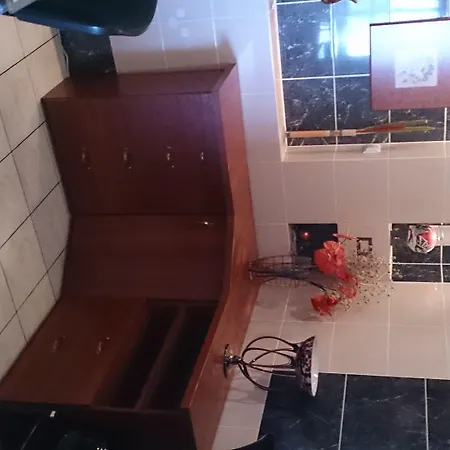 Ξενοδοχείο με διαμερίσματα Babka Wiezowiec